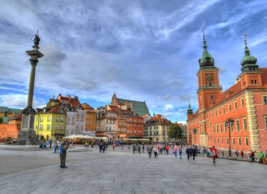 biura podróży organizujące wycieczki szkolne